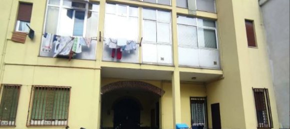 3 rooms Apartment in Paderno Dugnano, Italy No. 216553 9