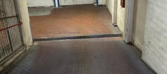 1 room Parking in Rome, Italy No. 28988 11