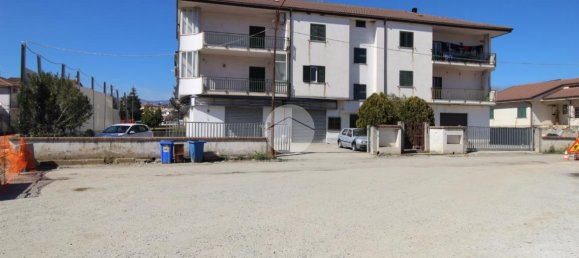 3 rooms Apartment in Montalto Uffugo, Italy No. 21870 2