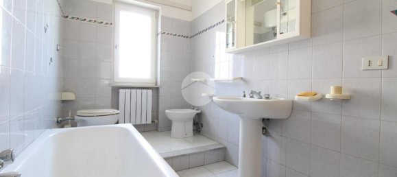 3 rooms Apartment in Montalto Uffugo, Italy No. 21870 20