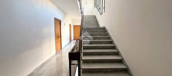 2 bedrooms Apartment in Naples, Italy No. 357651 6