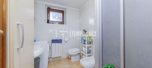 Вилла с 5 комнатами в Новильо, Италия № 153383 17