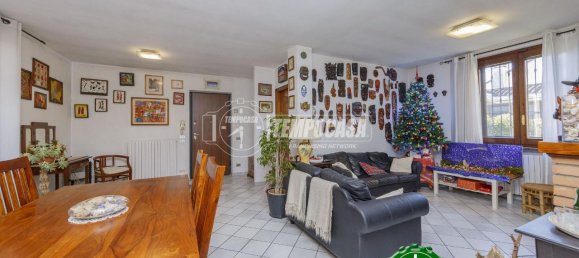 Вилла с 5 комнатами в Новильо, Италия № 153383 5