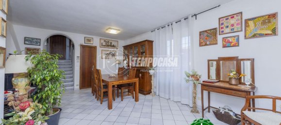 Вилла с 5 комнатами в Новильо, Италия № 153383 8