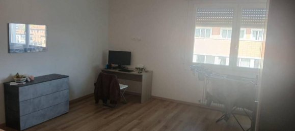 5 rooms Apartment in Bologna, Italy No. 36788 8
