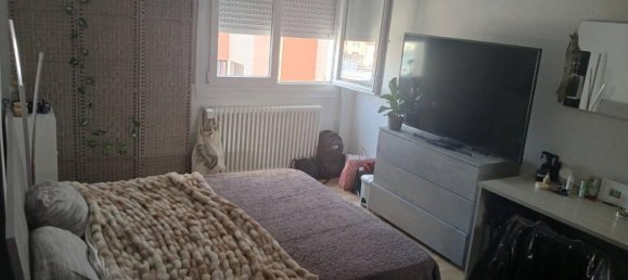 5 rooms Apartment in Bologna, Italy No. 36788 3