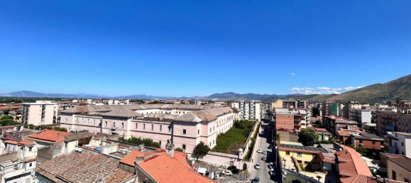 Apartamento de 3 dormitorios en Santa Maria Capua Vetere, Italy No. 295759 22