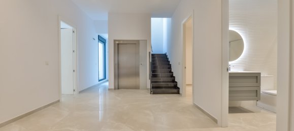 4 bedrooms Villa in Finestrat, Spain No. 8815 23