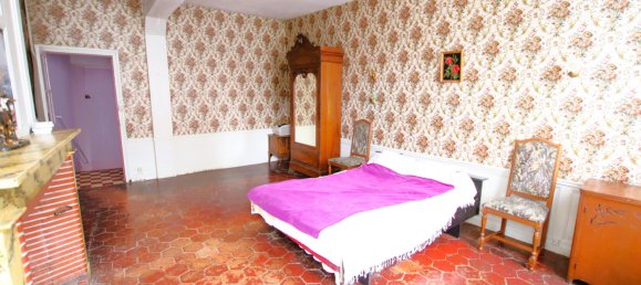 3 bedrooms House in Chartres, France No. 93912 7