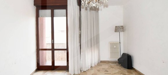 Apartamento de 2 divisões em Parabiago, Italy N.º 25353 5