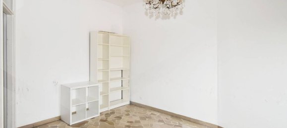 Apartamento de 2 divisões em Parabiago, Italy N.º 25353 3