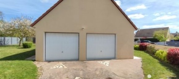 5 bedrooms House in Chartres, France No. 63457 14