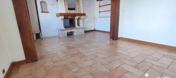 5 bedrooms House in Chartres, France No. 63457 4