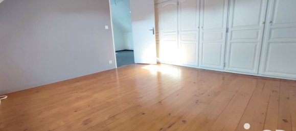 5 bedrooms House in Chartres, France No. 63457 9