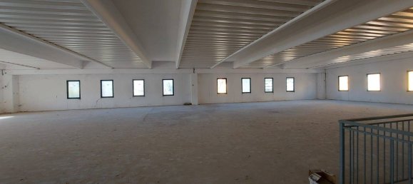501m² Warehouse in Monteforte Irpino, Italy No. 33805 2