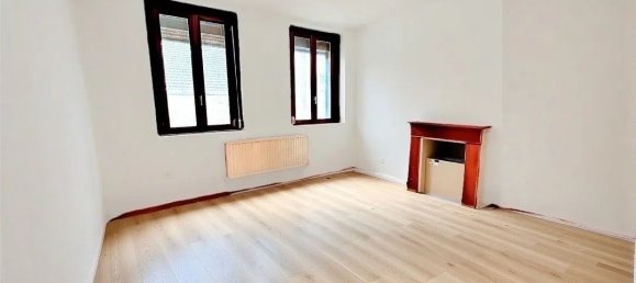 Casa de 2 dormitorios en Douai, France No. 331465 4