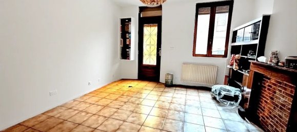 Casa de 2 dormitorios en Douai, France No. 331465 2