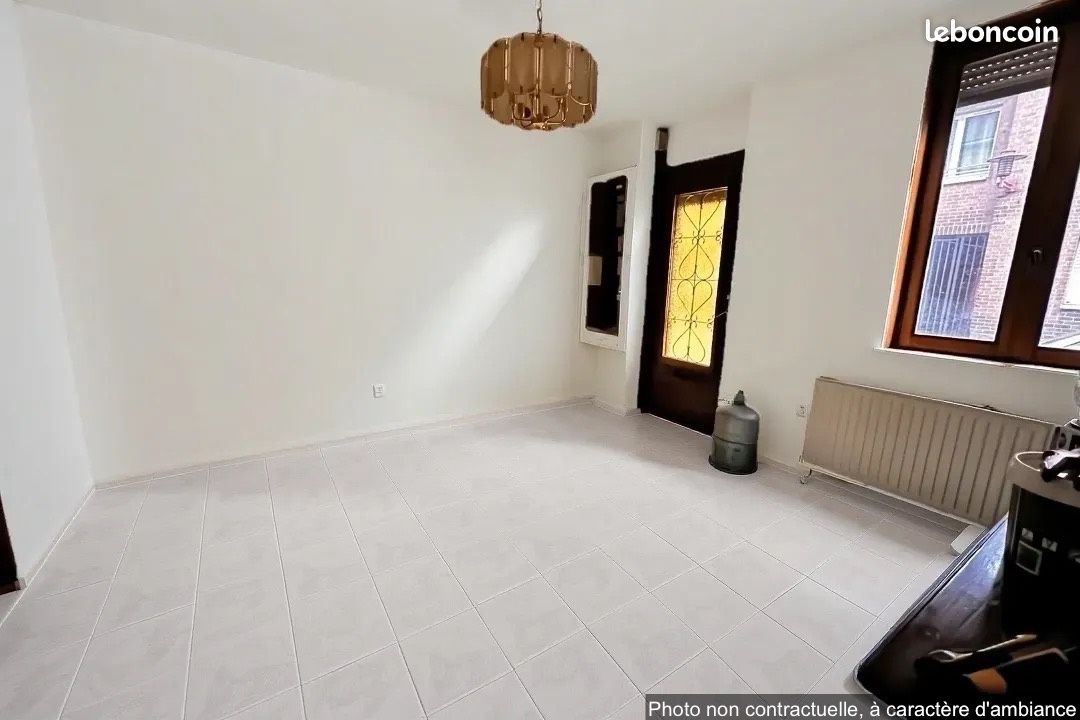 Casa de 2 dormitorios en Douai, France No. 331465