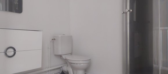 Dúplex de 2 dormitorios en Beauvais, France No. 93975 7