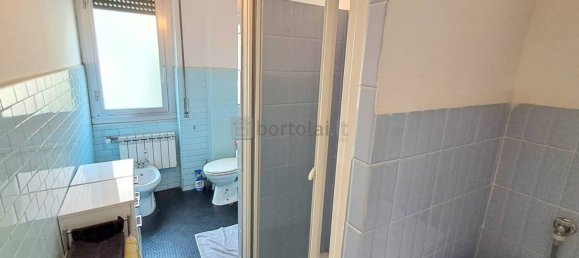 2 bedrooms Apartment in Genoa, Italy No. 308635 16