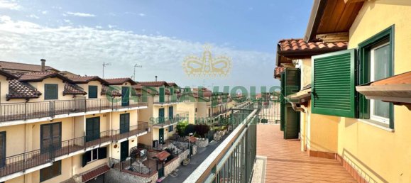 4 غرف نوم فيلا في Villaricca, Italy رقم 10506 28