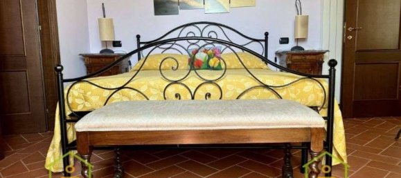 3 rooms Apartment in Capannori, Italy No. 127242 9
