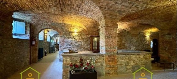 3 rooms Apartment in Capannori, Italy No. 127242 17