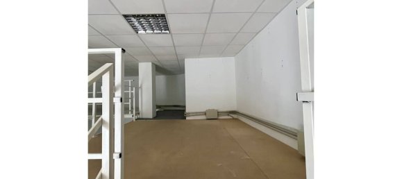 Коммерческая недвижимость 95м² в Эль Кампельо, Испания № 140800 25