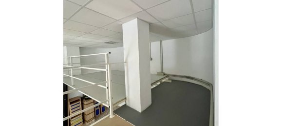 Коммерческая недвижимость 95м² в Эль Кампельо, Испания № 140800 28