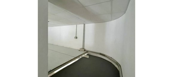 Коммерческая недвижимость 95м² в Эль Кампельо, Испания № 140800 26