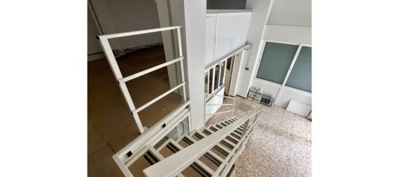 Коммерческая недвижимость 95м² в Эль Кампельо, Испания № 140800 22