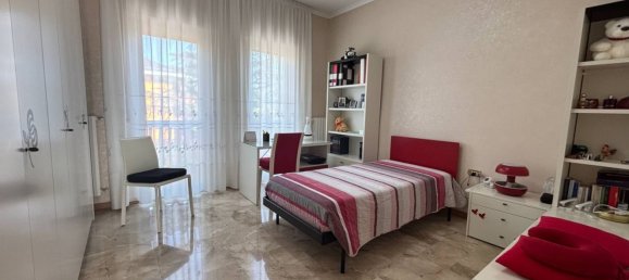 4 rooms Apartment in Sulmona, Italy No. 269485 4