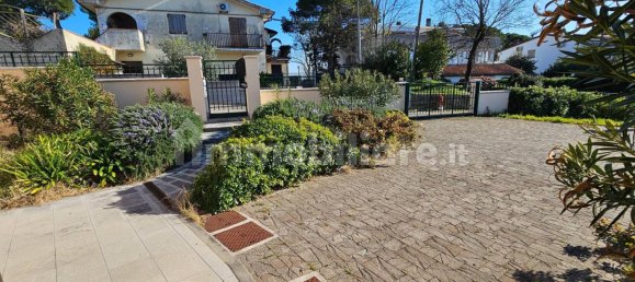 4 Schlafzimmer Villa in Gabicce Mare, Italy, Nr. 98194 42