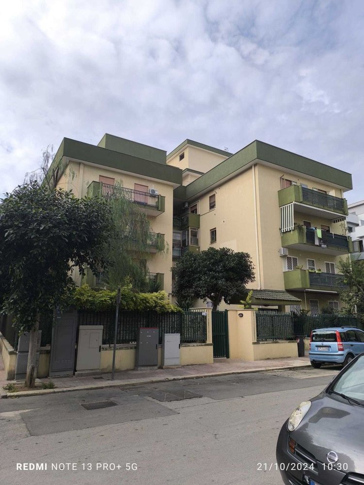 5-Zimmer Penthouse in Trani, Italy, Nr. 148407