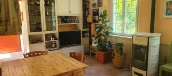 3 rooms Apartment in Pietrasanta, Italy No. 76313 8