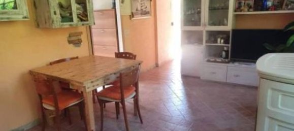 3 rooms Apartment in Pietrasanta, Italy No. 76313 7