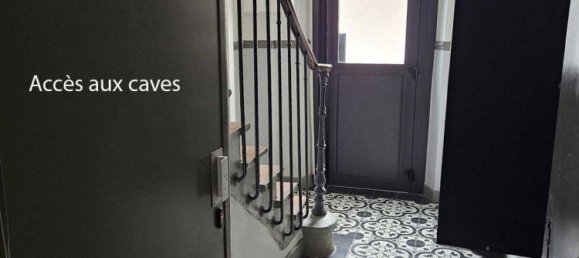 Studio in Les Lilas, France No. 333690 14