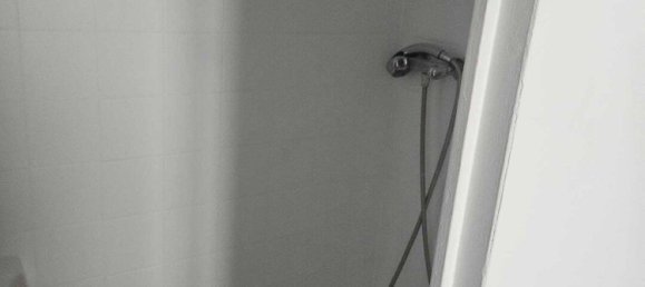 Studio in Les Lilas, France No. 333690 5