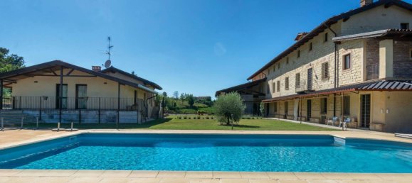 12 bedrooms House in Ottiglio, Italy No. 323203 2