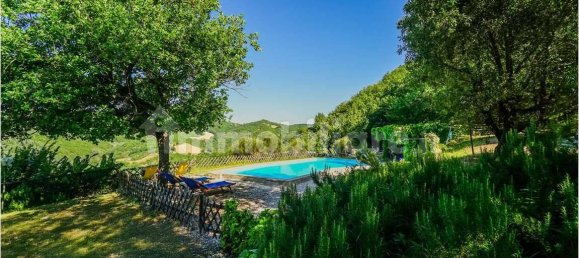 Дом с 9 спальнями в Урбино, Италия № 267181 11