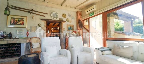 Дом с 9 спальнями в Урбино, Италия № 267181 25