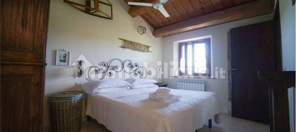 Дом с 9 спальнями в Урбино, Италия № 267181 37