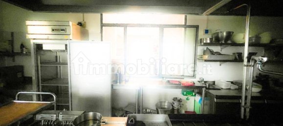 5-Zimmer Gewerbliche Immobilie in Noceto, Italy, Nr. 11872 19