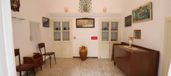 4 bedrooms House in Martina Franca, Italy No. 276573 4