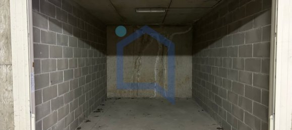 Garage in Pozzo d'Adda, Italy 14m², Nr. 287546 4