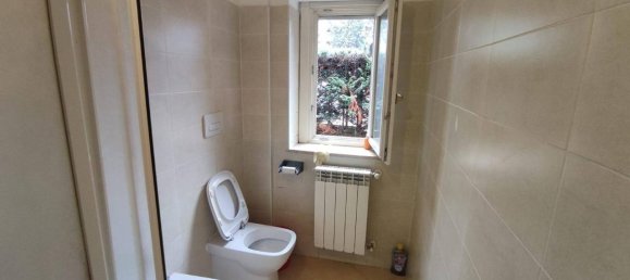 4غرفة شقة في L'Aquila, Italy رقم 175031 14