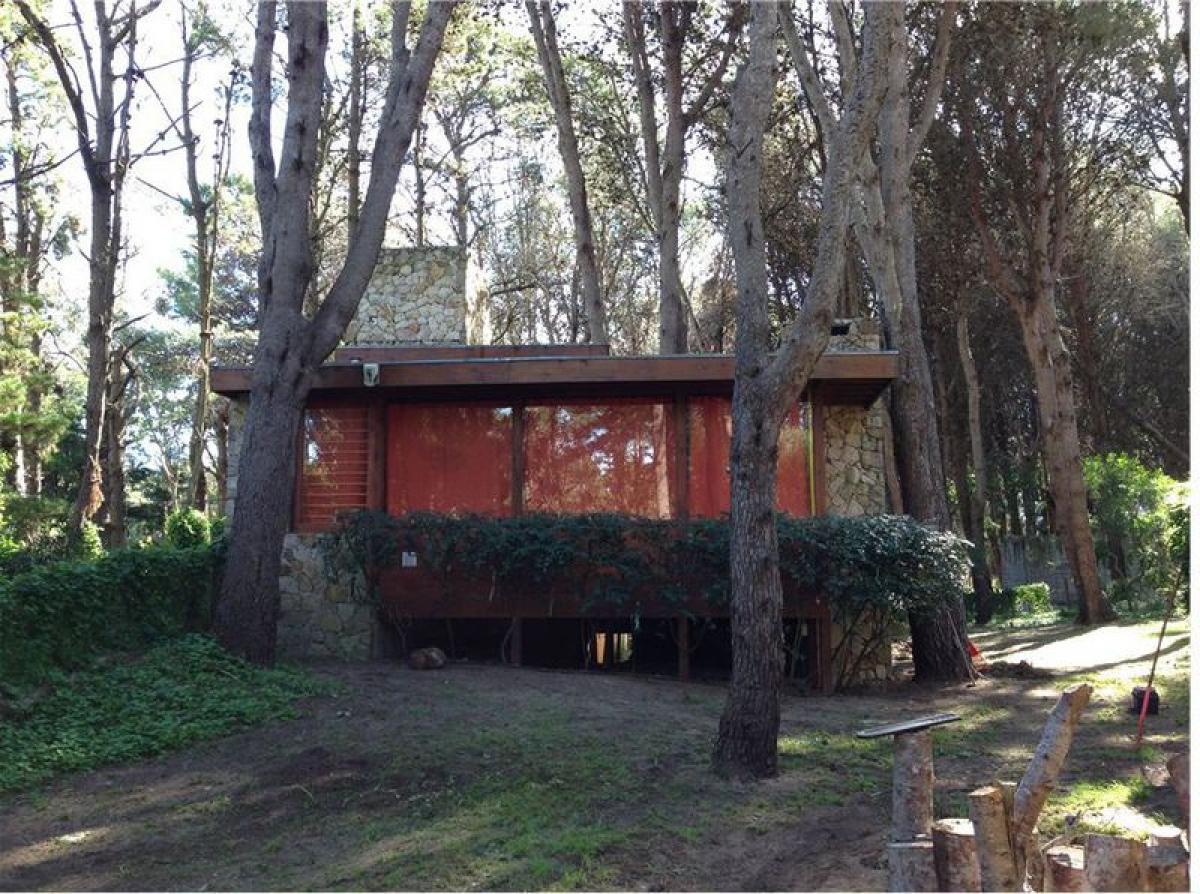 2 bedrooms House in Mar del Plata, Argentina No. 72819