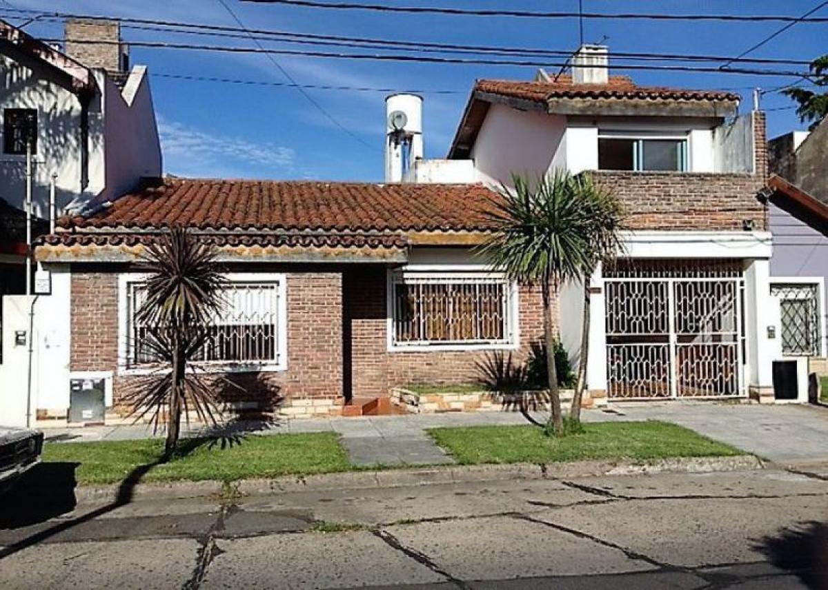 4 Schlafzimmer Haus in Vicente Lopez, Argentina, Nr. 98748