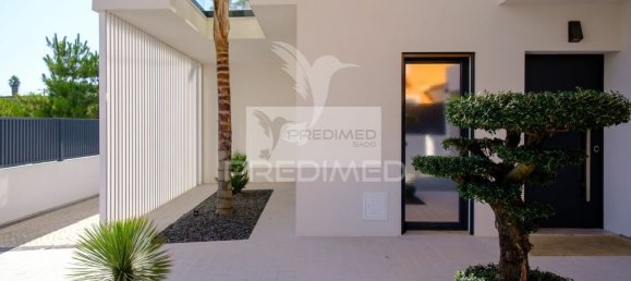 Дом с 4 спальнями в Алмада, Португалия № 15229 3