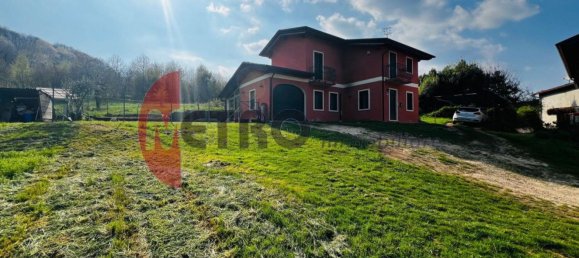 2 bedrooms Villa in Cornedo Vicentino, Italy No. 359170 3